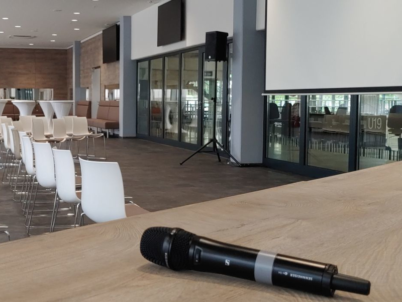 Business Club 4